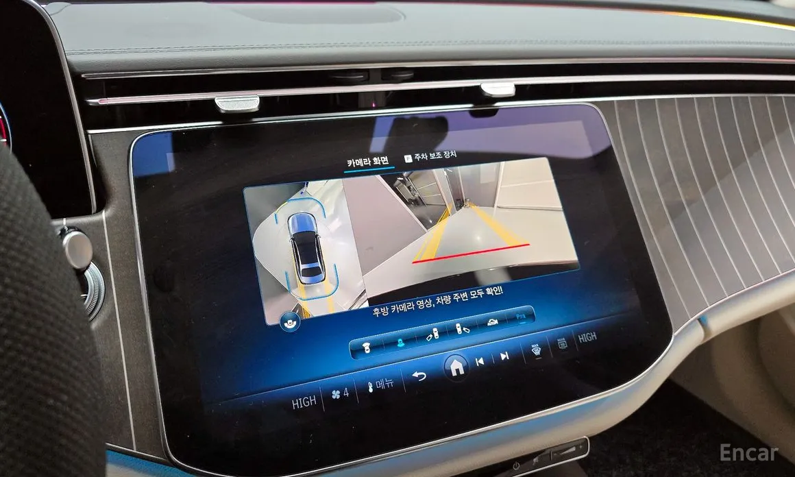 Mercedes-Benz E-Class 2024 E300 4MATIC Exclusive