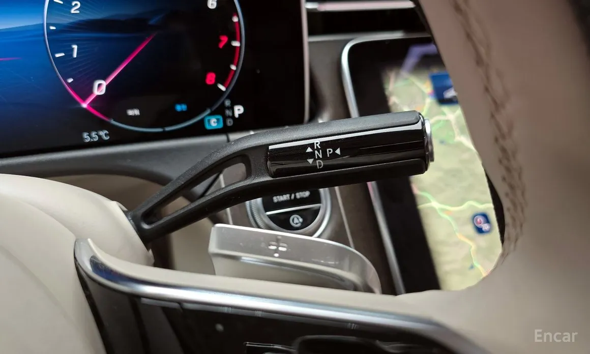 Mercedes-Benz E-Class 2024 E300 4MATIC Exclusive