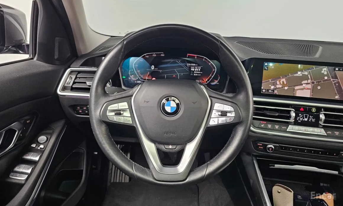BMW 3 Series 2019 320i