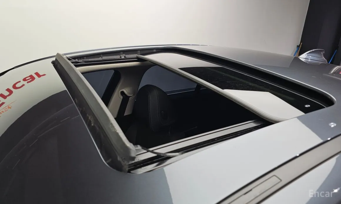 BMW 3 Series 2019 320i