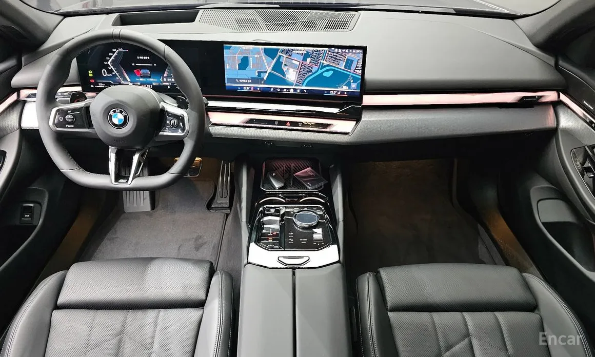 BMW 5 Series 2023 520i Special Edition