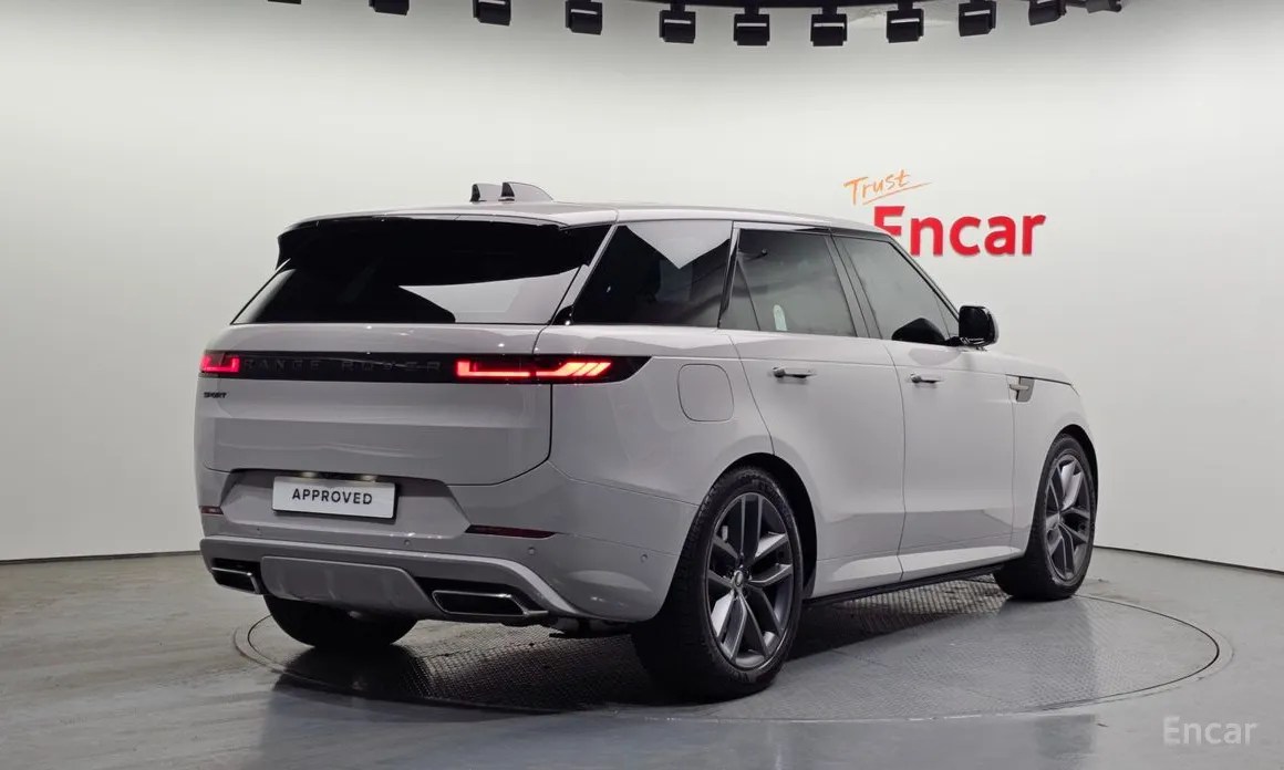 Land Rover Range Rover Sport 2022 P550E Dynamic HSE