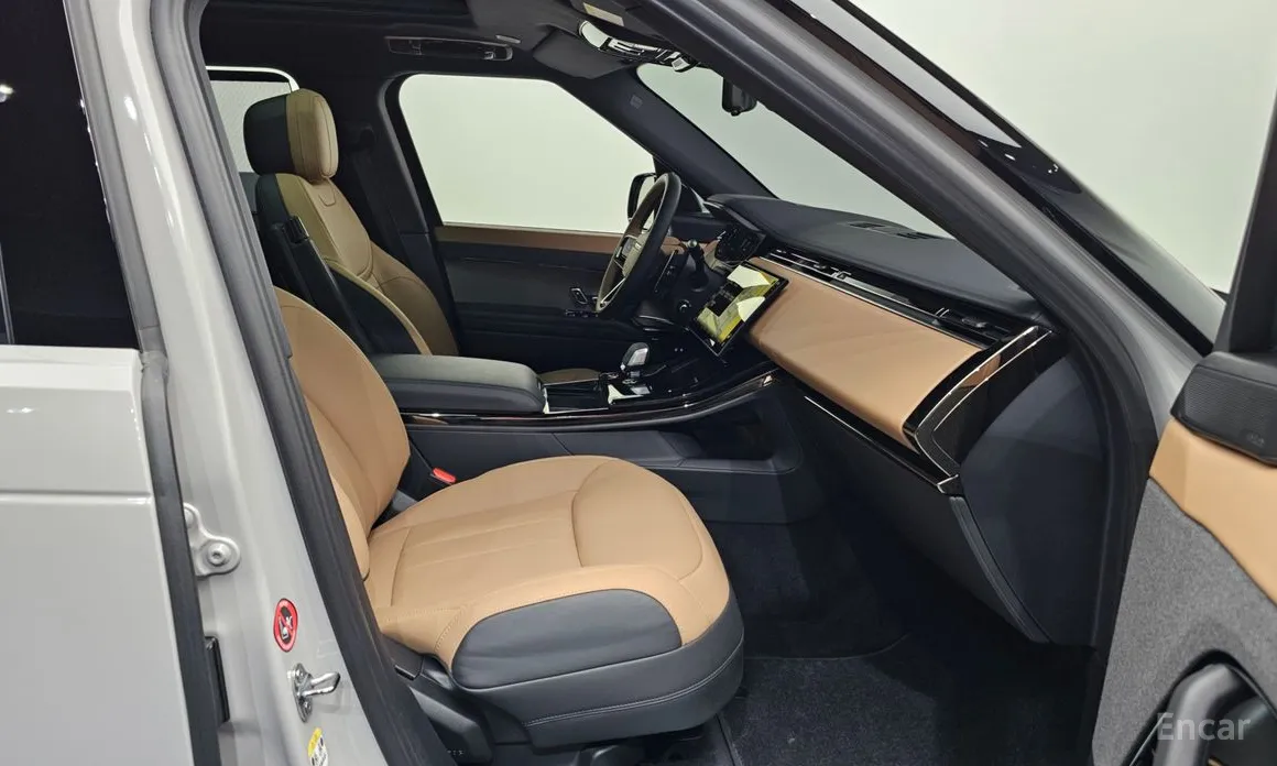 Land Rover Range Rover Sport 2022 P550E Dynamic HSE