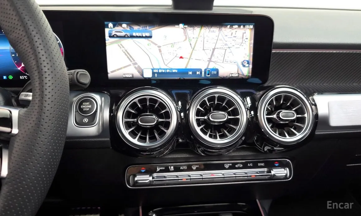 Mercedes-Benz GLB-Class 2020 AMG GLB35 4MATIC