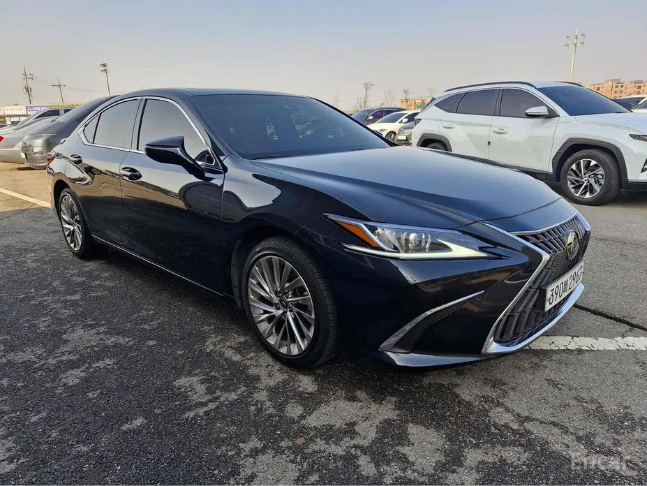 Lexus ES 2018 Luxury Plus