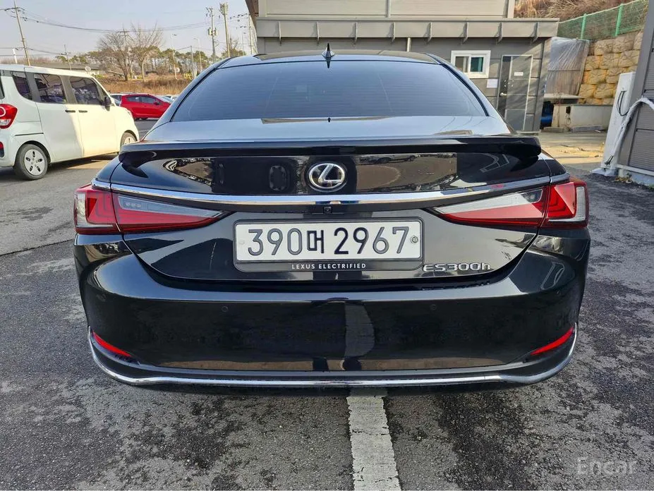 Lexus ES 2018 Luxury Plus