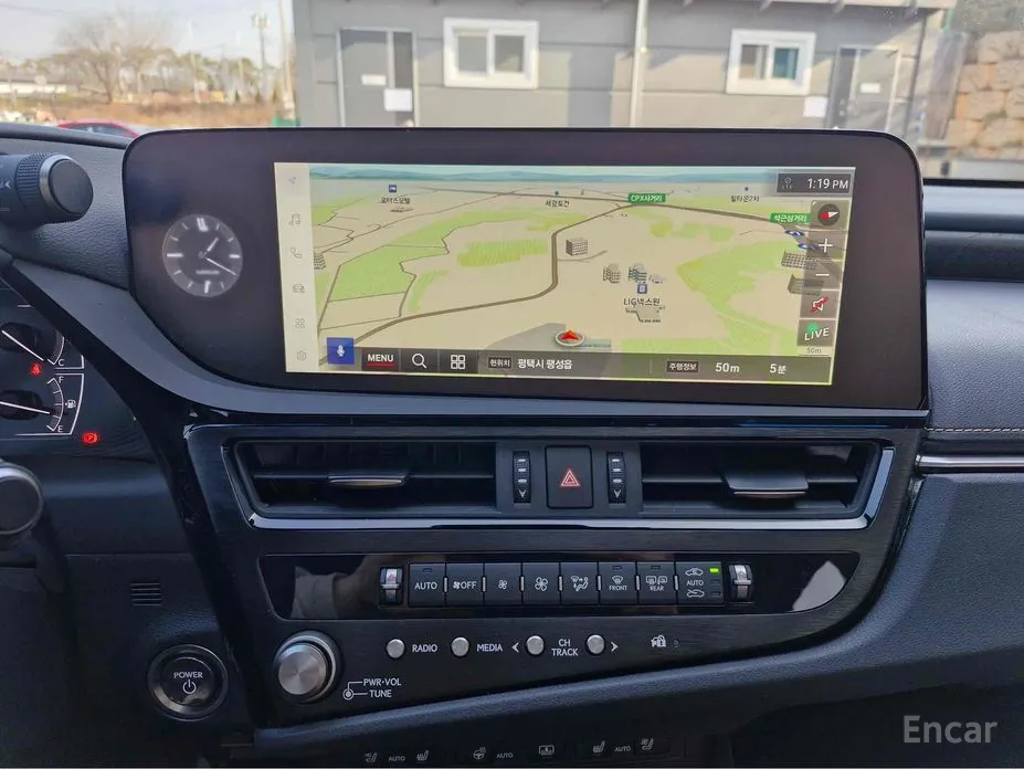 Lexus ES 2018 Luxury Plus