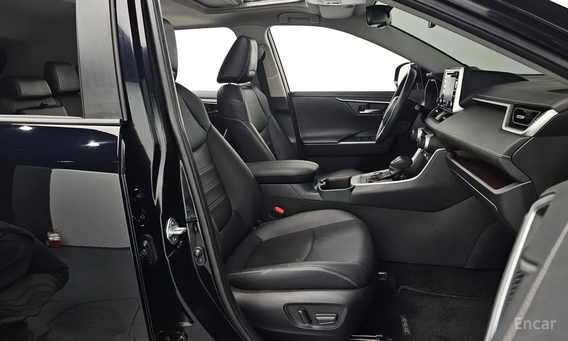 Toyota RAV4 2019 2,5 4WD Hybrid LTD