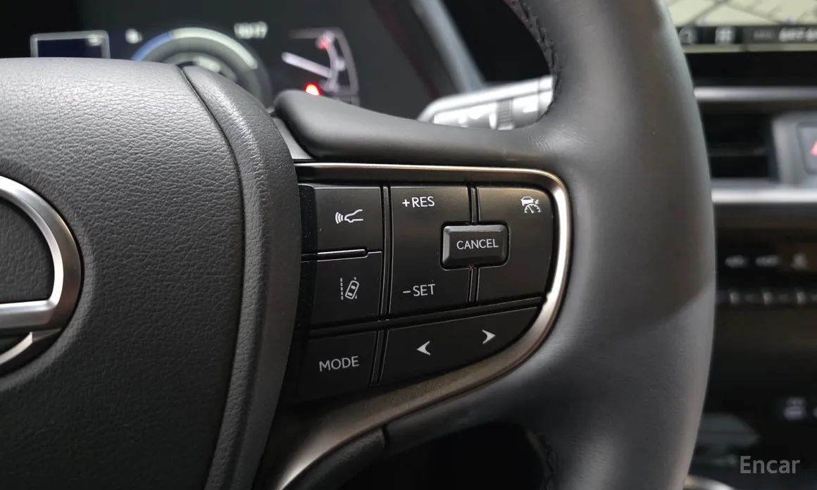 Lexus UX 2019 2.0 2WD