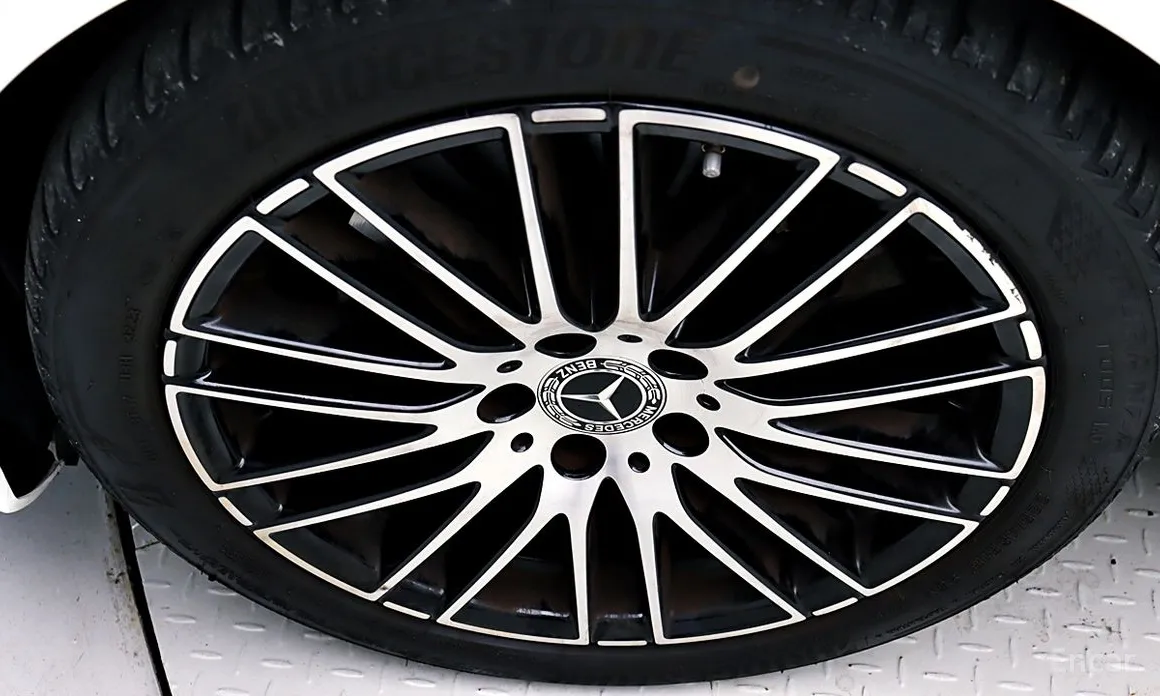 Mercedes-Benz C-Class 2022 C300 4MATIC Avantgarde