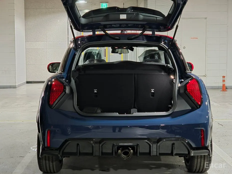 Mini Cooper 2024 JCW