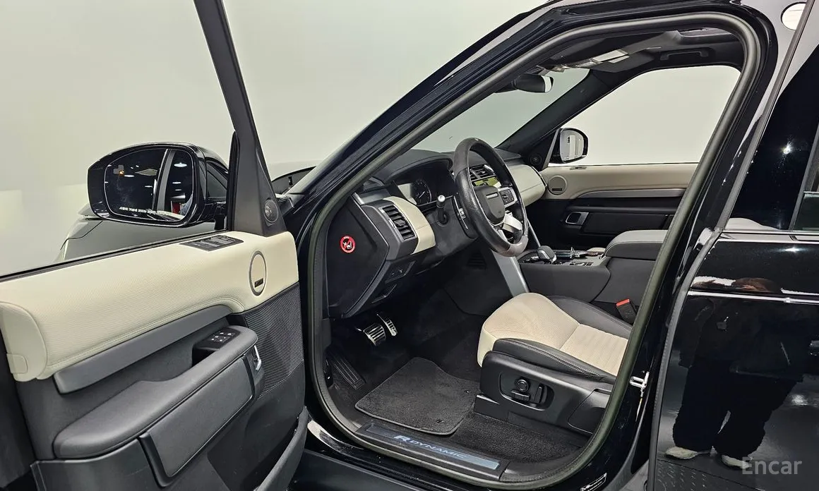 Land Rover Discovery 2017 P360 R-Dynamic SE