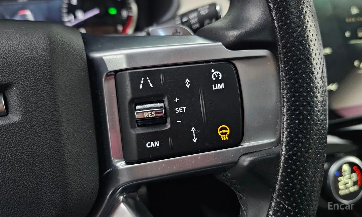 Land Rover Discovery 2017 P360 R-Dynamic SE