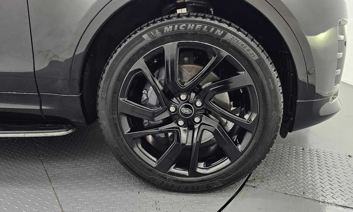 Land Rover Discovery 2017 P360 R-Dynamic SE