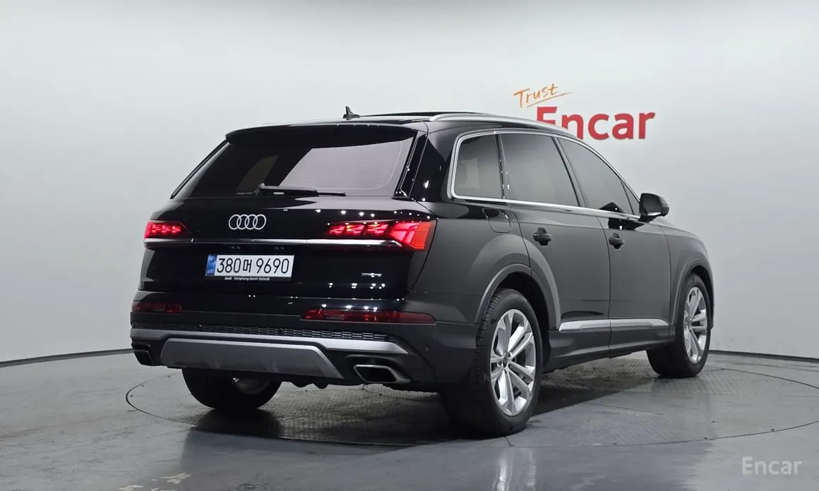 Audi Q7 2016 55 TFSI Quattro