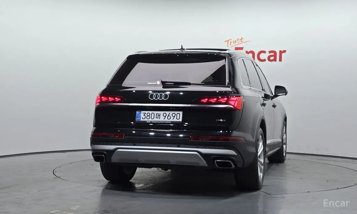 Audi Q7 2016 55 TFSI Quattro