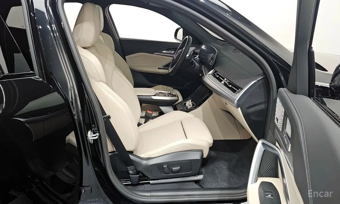 BMW iX2 2025 eDrive 20 M Sport