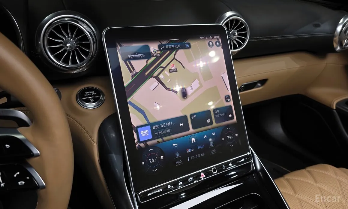 Mercedes-Benz SL-Class 2023 AMG SL63 4MATIC+ Manufaktur