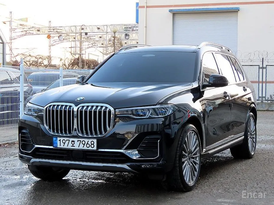 BMW X7 2019 xDrive 40i Design Pure Excellence 7-Seater