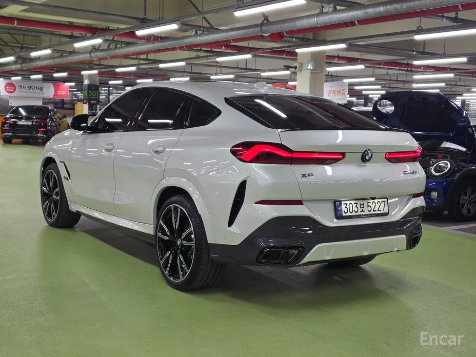 BMW X6 2020 M60i