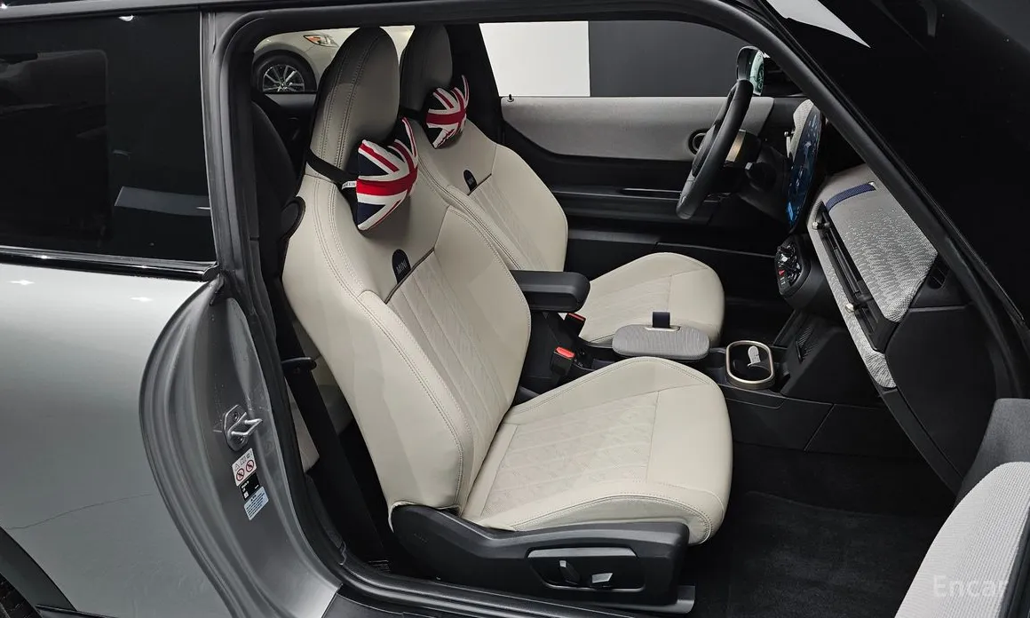 Mini Cooper 2024 Favoured