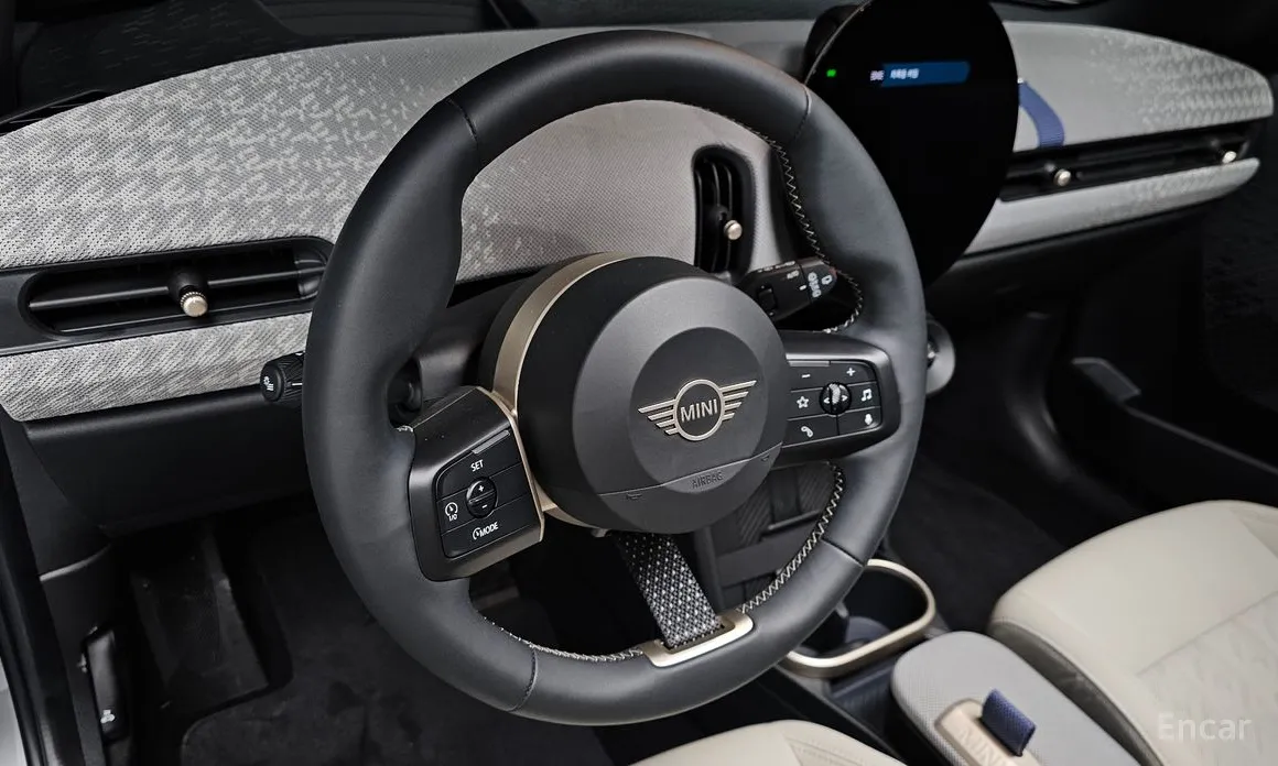 Mini Cooper 2024 Favoured