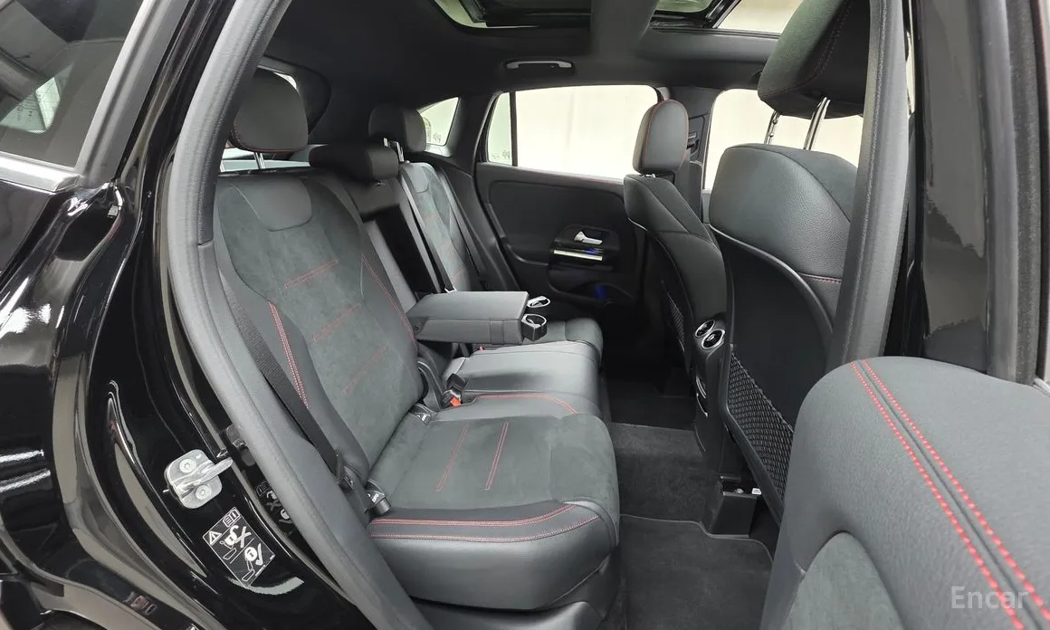 Mercedes-Benz GLA-Class 2020 GLA250 4MATIC