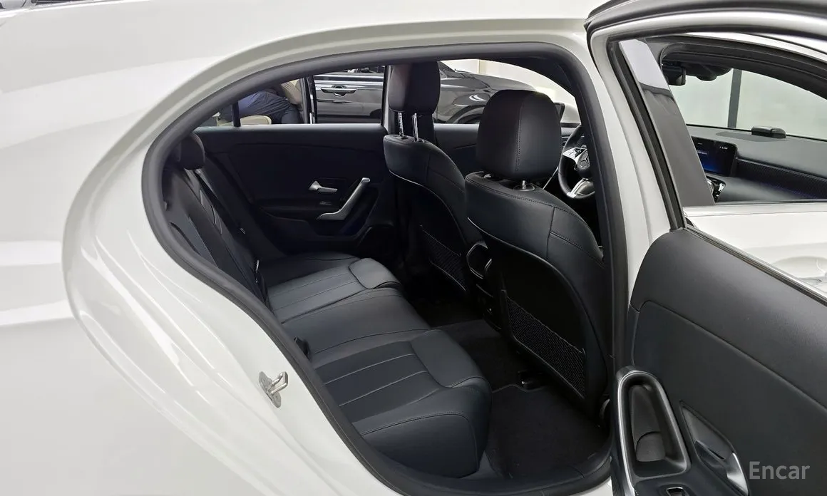 Mercedes-Benz A-Class 2019 A220 Hatchback