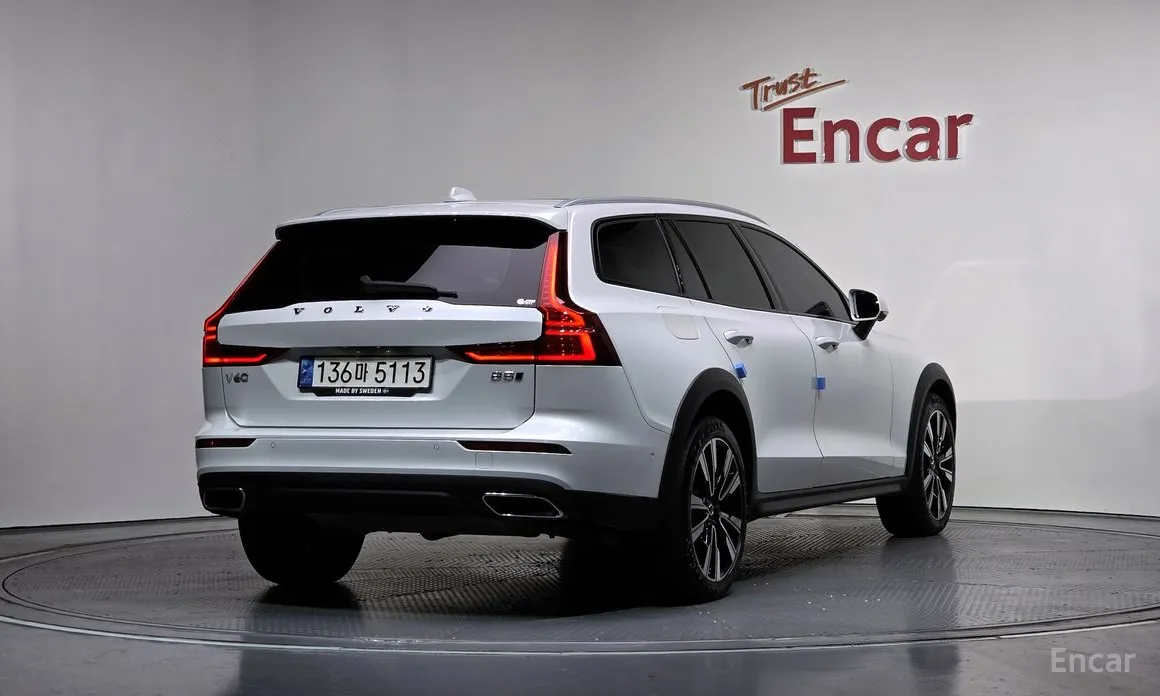 Volvo V60 2019 B5 Pro AWD