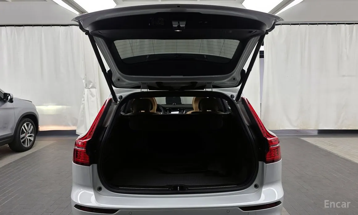 Volvo V60 2019 B5 Pro AWD