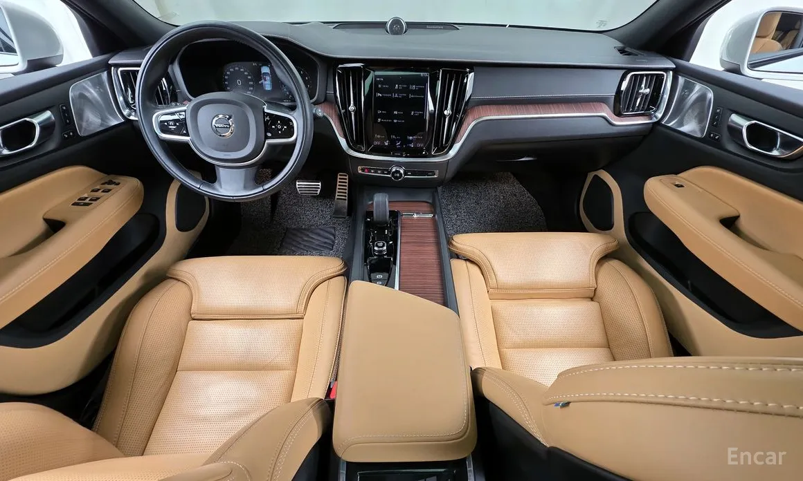 Volvo V60 2019 B5 Pro AWD