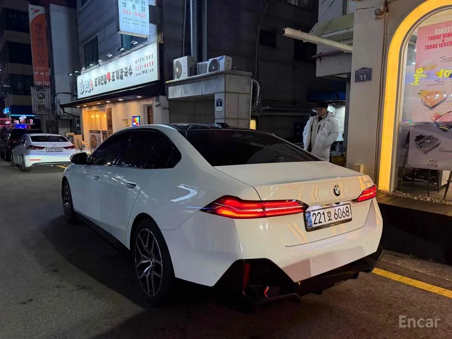 BMW 5 Series 2023 520i M Sport