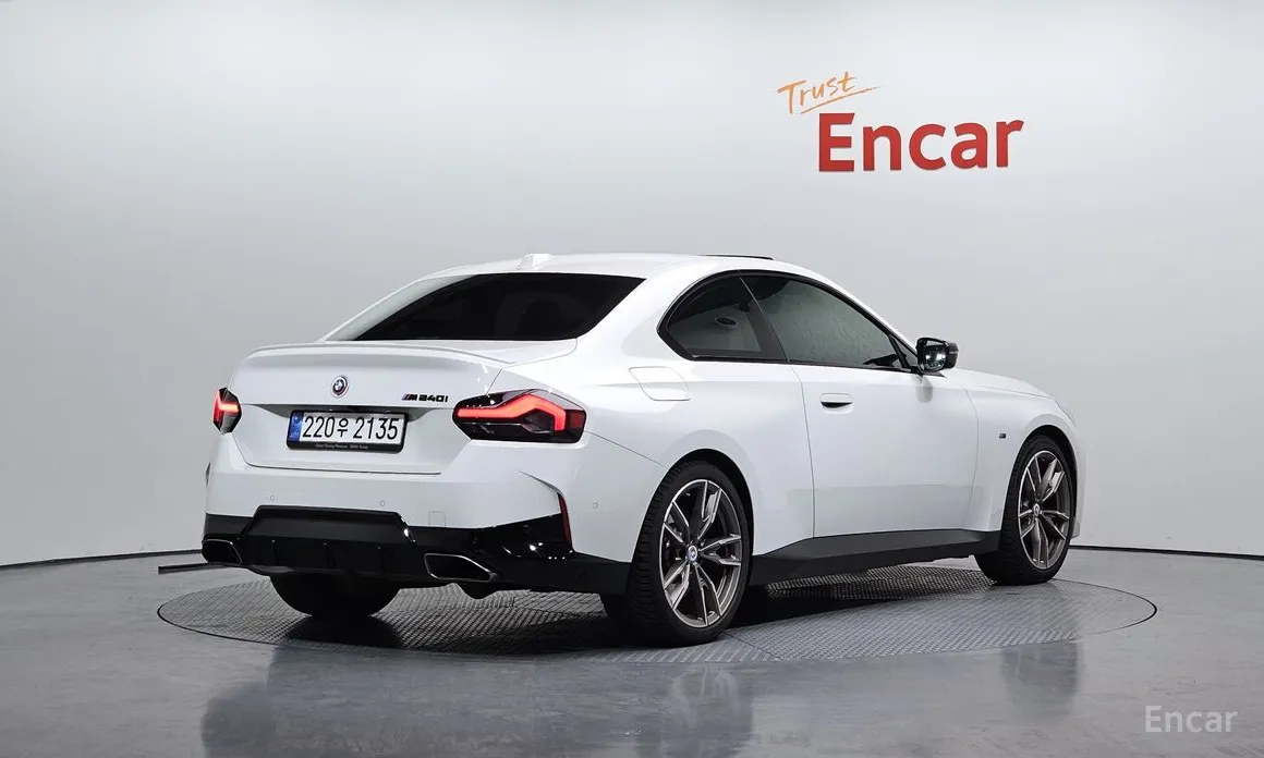 BMW 2 Series 2022 M240i xDrive Coupe