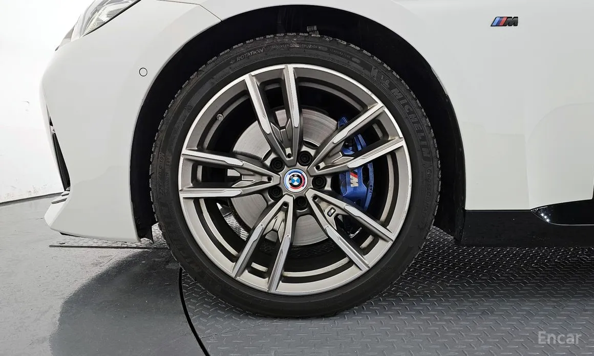 BMW 2 Series 2022 M240i xDrive Coupe