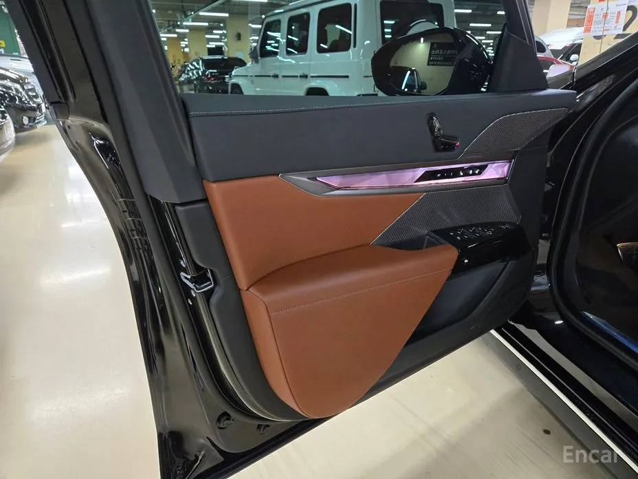 BMW 7 Series 2022 740d xDrive M Sport