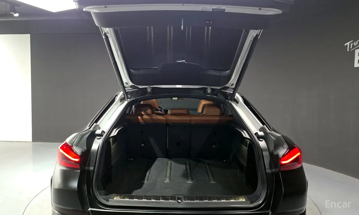 BMW X6 2020 M60i