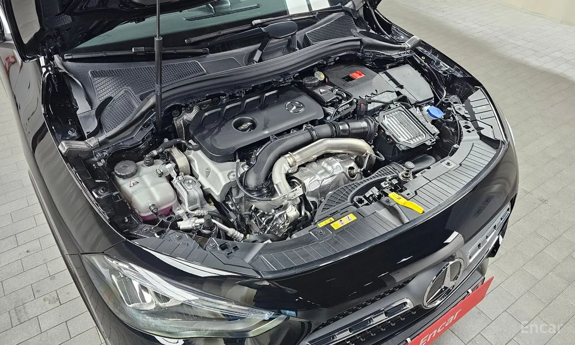 Mercedes-Benz GLA-Class 2020 GLA250 4MATIC