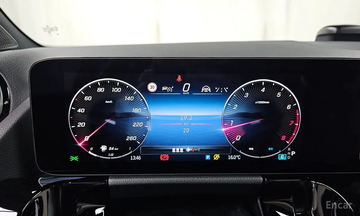 Mercedes-Benz GLA-Class 2020 GLA250 4MATIC