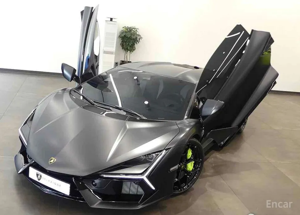 Lamborghini Revuelto 2025 6.5 V12