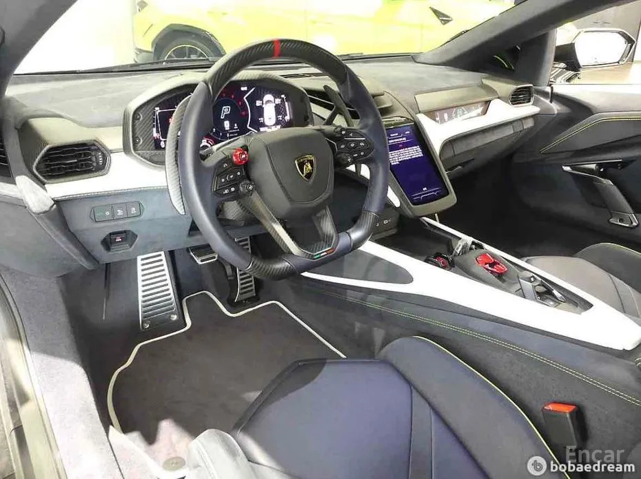 Lamborghini Revuelto 2025 6.5 V12