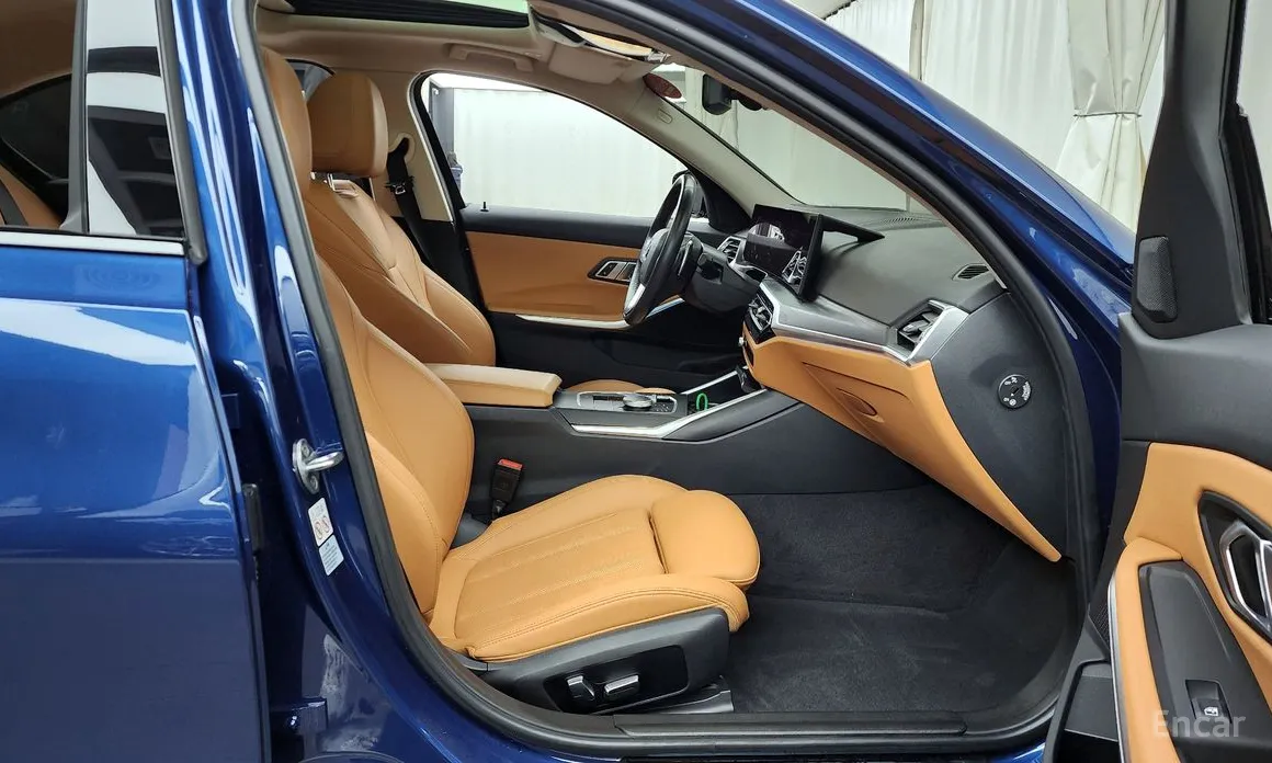 BMW 3 Series 2019 320i