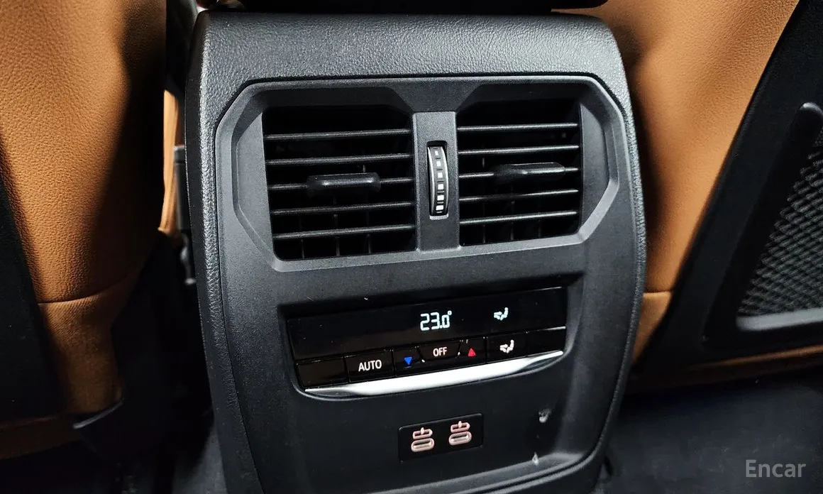 BMW 3 Series 2019 320i