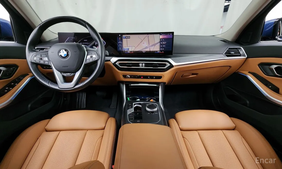 BMW 3 Series 2019 320i