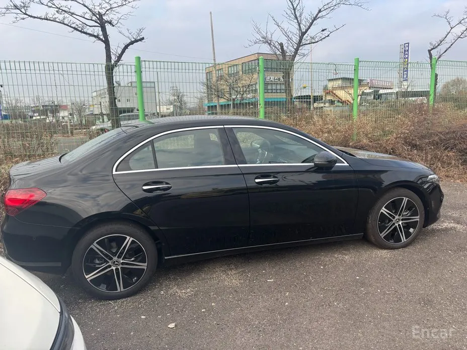 Mercedes-Benz A-Class 2019 A220 Sedan