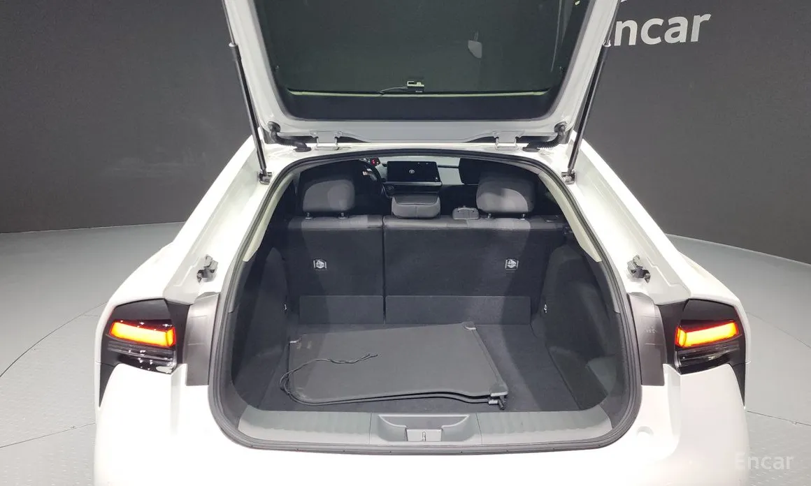 Toyota Prius 2023 2.0 LE