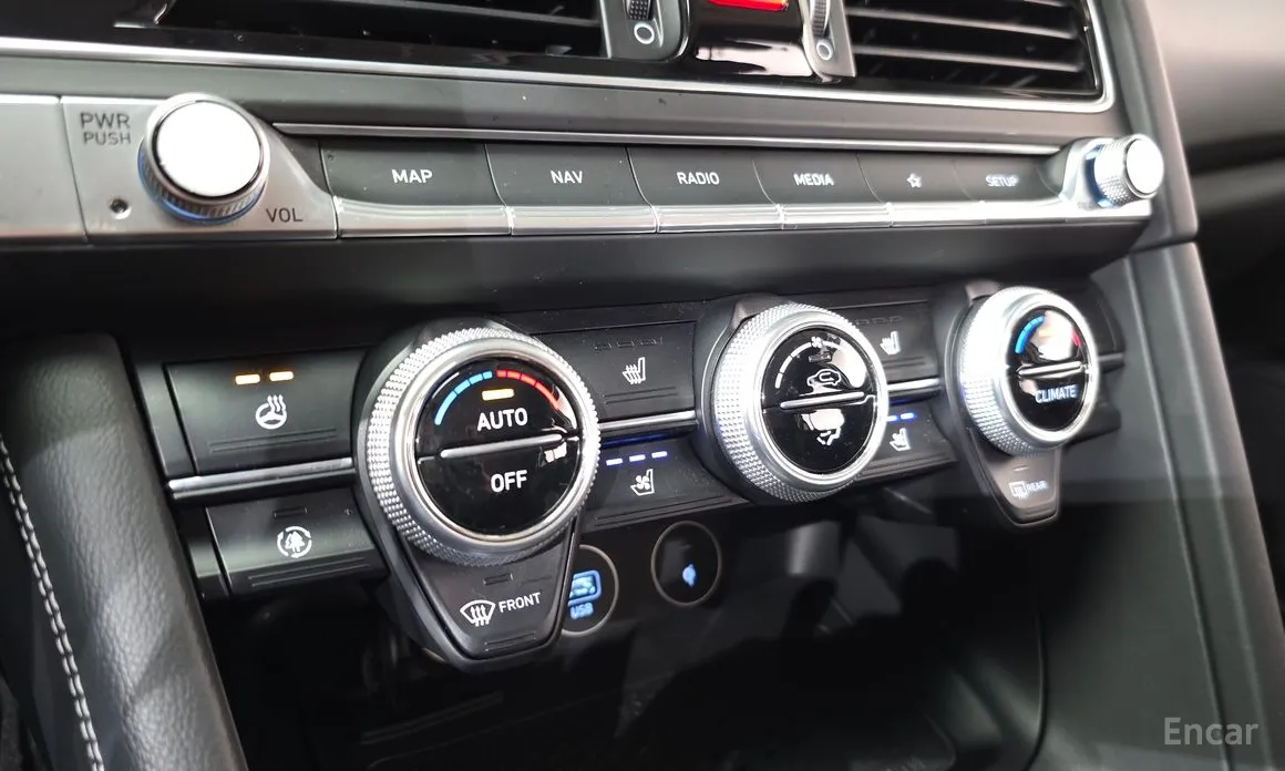 Genesis G70 2022 Gasoline 2.0T 2WD