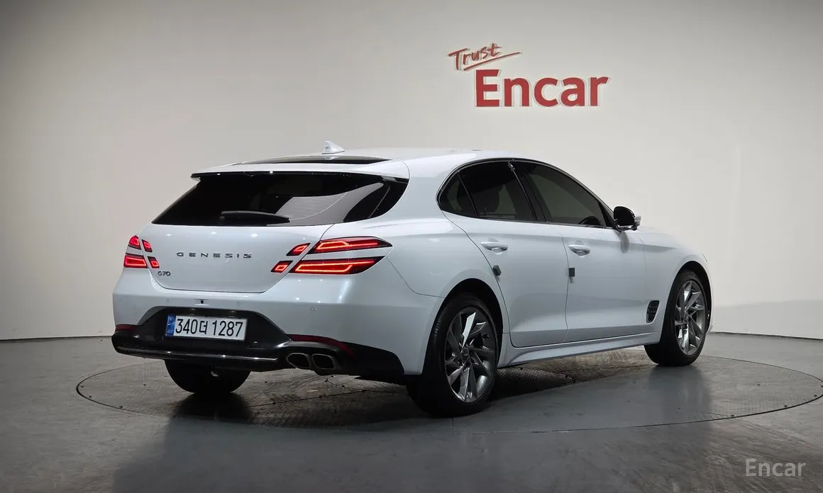 Genesis G70 2022 Gasoline 2.0T 2WD