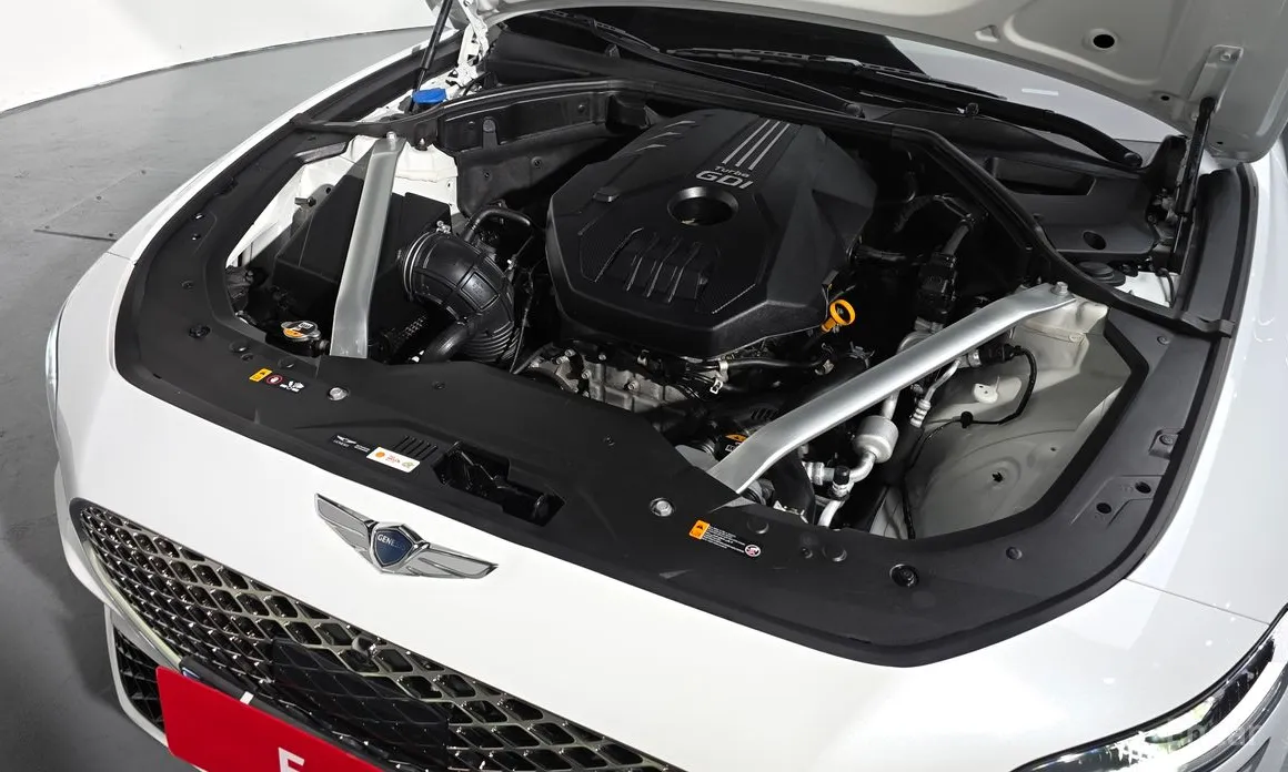 Genesis G70 2022 Gasoline 2.0T 2WD