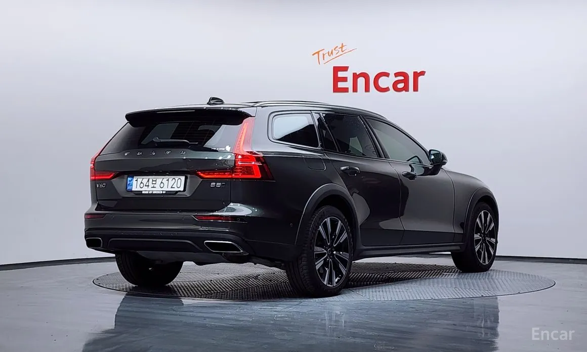 Volvo V60 2019 B5 Pro AWD