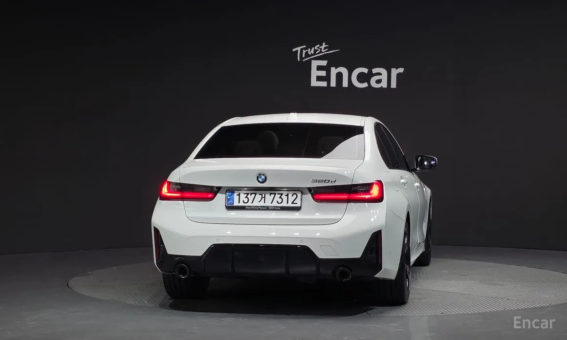 BMW 3 Series 2019 320d M Sport